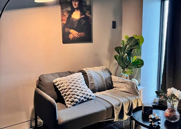 The Nordic Nest - Modern Escape *